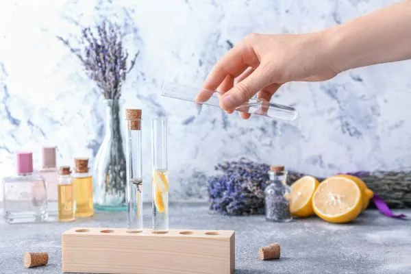 Parfum zelf maken: Stappenplan en ingrediënten