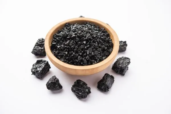 Verschillende vormen en voordelen van pure shilajit resin hars capsule, poeder en pillen